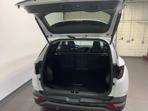Used 2022 Hyundai Tucson Limited image 11