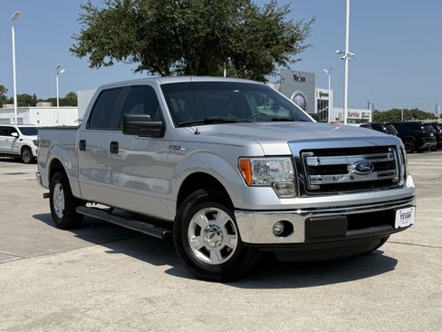 Used 2014 Ford F150 XLT RWD image 2