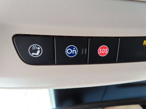 Used 2022 Buick Envision Preferred AWD/4WD image 14