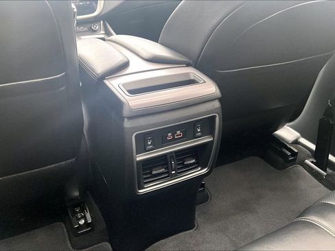 Used 2024 Nissan Murano SL image 33