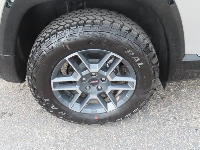 New 2026 GMC Terrain AT4 w/ Convenience Package III AWD/4WD image 14