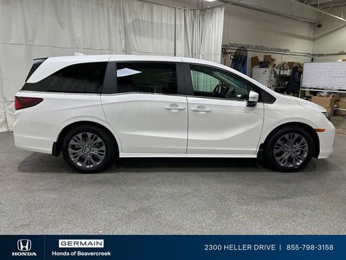 Certified 2026 Honda Odyssey Touring image 9