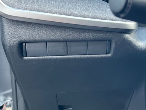 New 2026 Nissan Kicks SV image 31