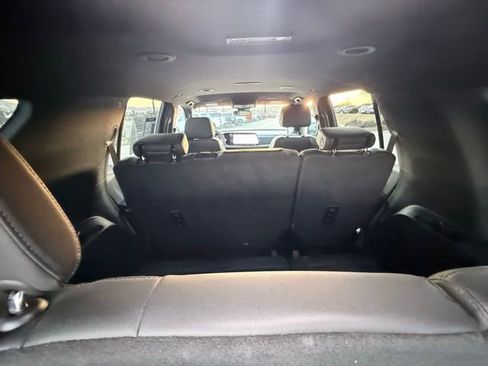 Certified 2025 Chevrolet Tahoe Z71 image 22