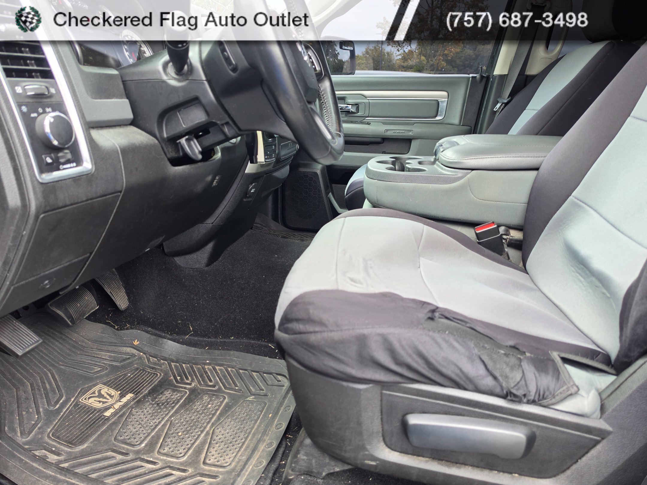 Used 2019 RAM 1500 Classic SLT w/ Luxury Group AWD/4WD image 10