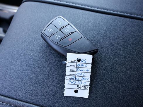 New 2026 GMC Sierra 1500 Elevation image 23