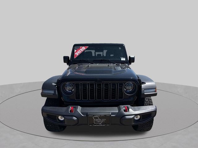 Used 2025 Jeep Gladiator Rubicon w/ Convenience Group AWD/4WD image 2