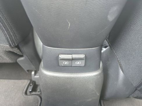 Used 2025 Nissan Kicks Play S FWD image 26