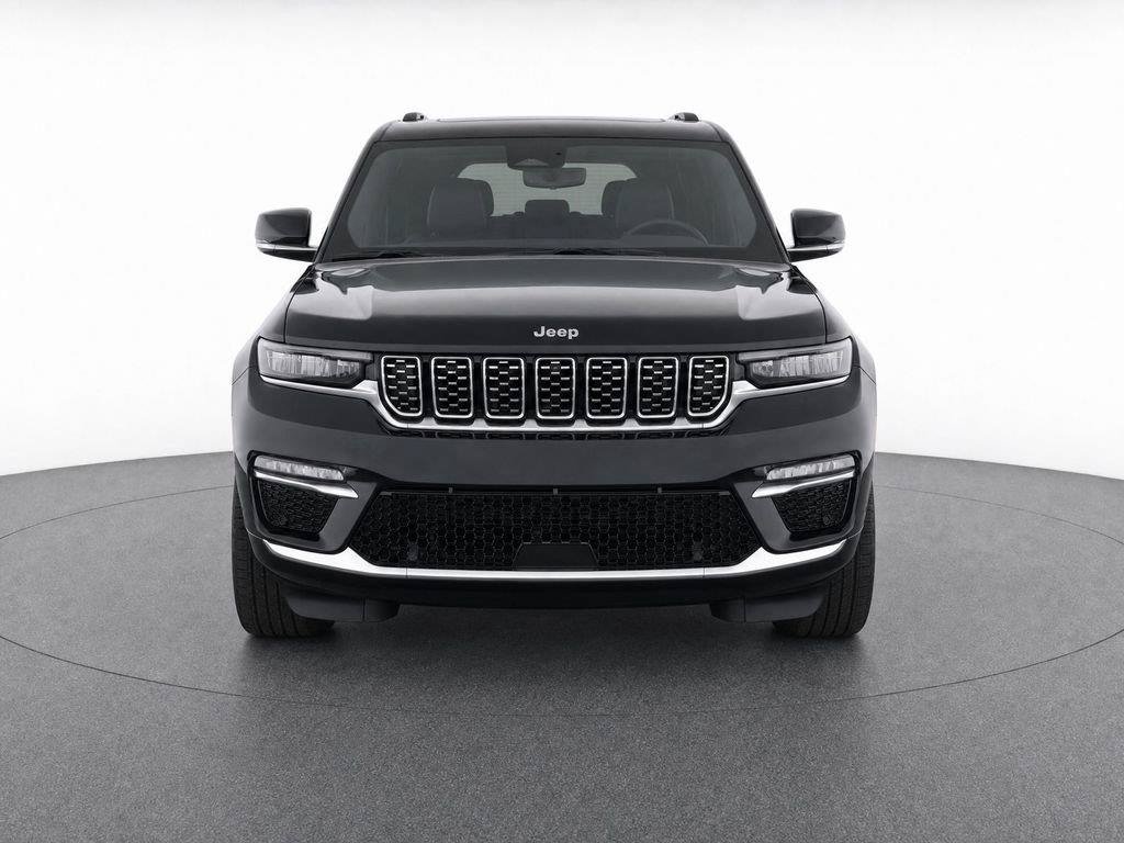 Used 2023 Jeep Grand Cherokee Summit w/ Adv Protech Group IV AWD/4WD image 2