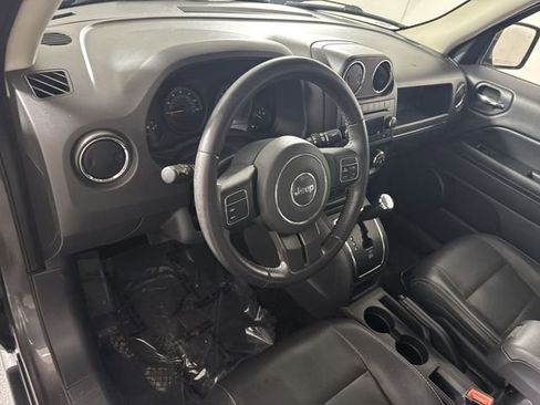 Used 2015 Jeep Patriot High Altitude image 23