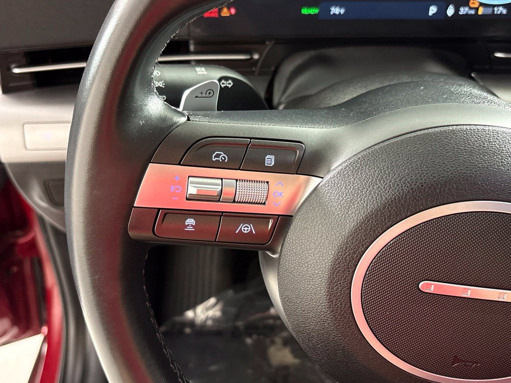 Used 2025 Hyundai Kona SEL FWD image 28