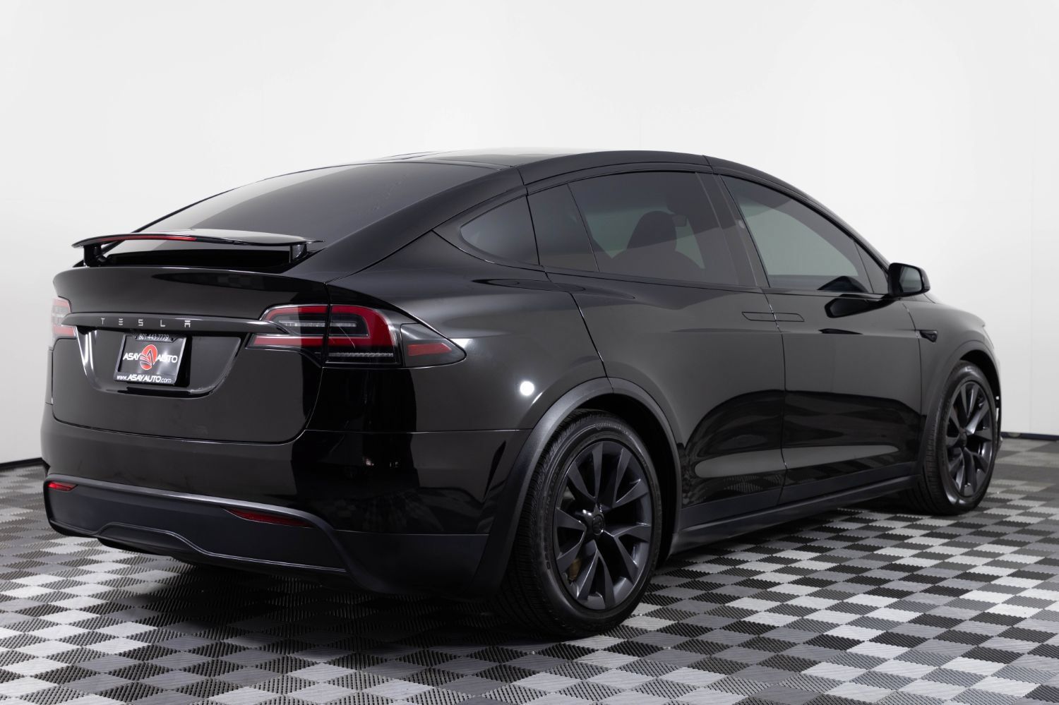Used 2023 Tesla Model X AWD/4WD image 7