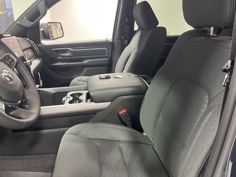 New 2026 RAM 1500 4x4 Crew Cab image 8