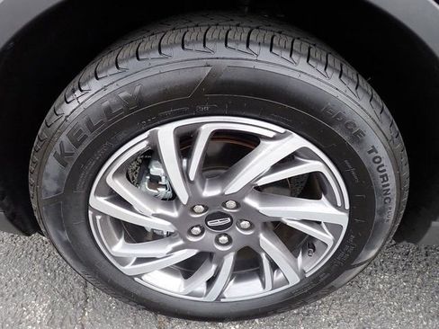 Used 2024 Lincoln Corsair AWD w/ Equipment Group 101A image 12