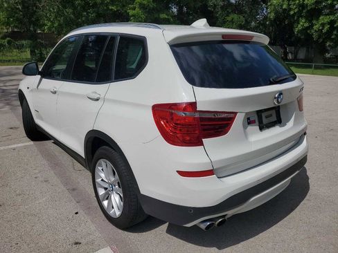 Used 2017 BMW X3 sDrive28i image 4
