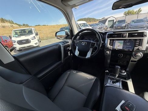 Used 2024 Toyota 4Runner SR5 Premium w/ Moonroof Package AWD/4WD image 15
