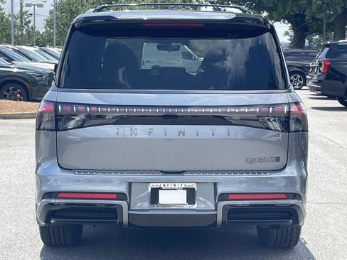 Certified 2026 INFINITI QX80 4WD w/ Sport Exterior Package image 3