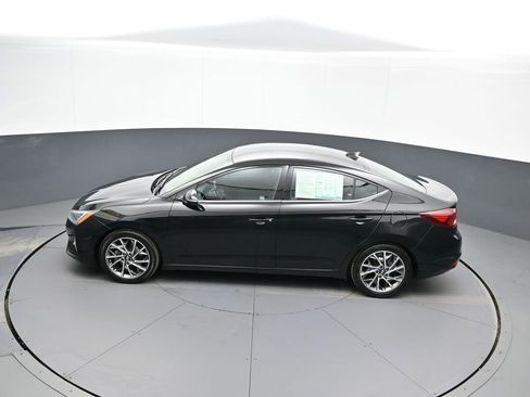 Used 2019 Hyundai Elantra Limited w/ Cargo Package image 40