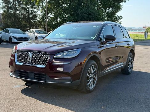Used 2021 Lincoln Corsair AWD image 2