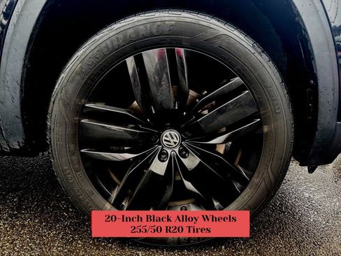 Used 2018 Volkswagen Atlas SEL Premium image 38