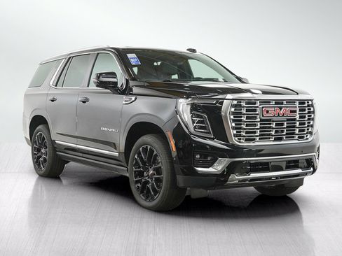 Used 2025 GMC Yukon Denali w/ Denali Reserve Package AWD/4WD image 7