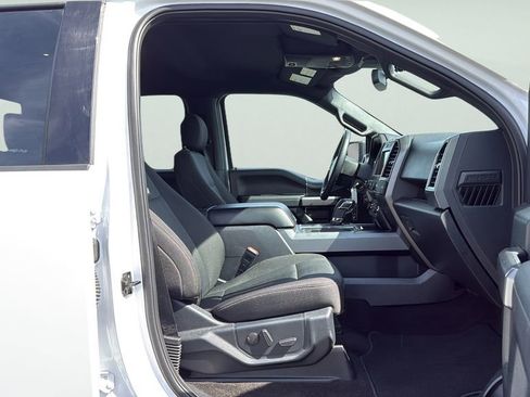 Used 2020 Ford F150 XLT w/ Equipment Group 302A Luxury AWD/4WD image 11