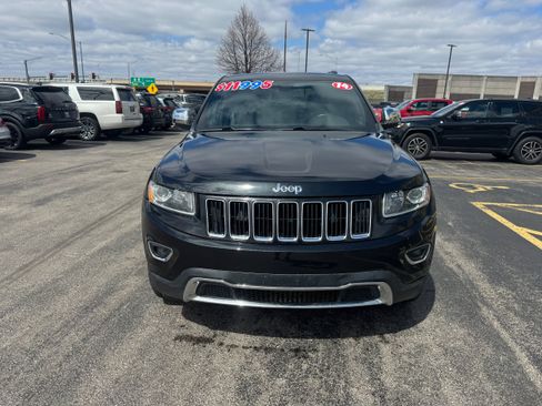 Used 2014 Jeep Grand Cherokee Limited w/ Trailer Tow Group IV AWD/4WD image 2