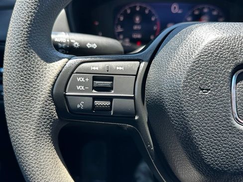 Used 2024 Honda Accord EX image 29