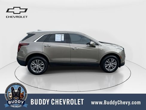 Used 2023 Cadillac XT5 Premium Luxury FWD image 9