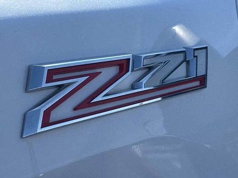 Used 2022 Chevrolet Silverado 2500 LTZ w/ LTZ Convenience Package image 15