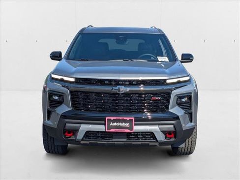 New 2026 Chevrolet Traverse Z71 w/ Enhanced Driving Package image 6