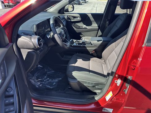 Certified 2025 Chevrolet Equinox LT image 8