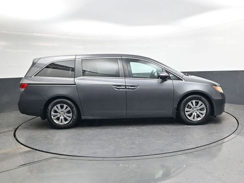 Used 2016 Honda Odyssey SE image 3