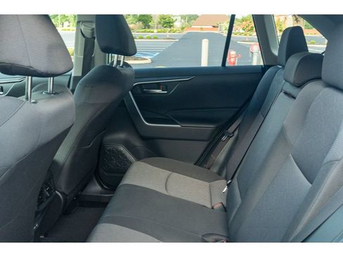 Used 2025 Toyota RAV4 XLE w/ Convenience Package AWD/4WD image 14