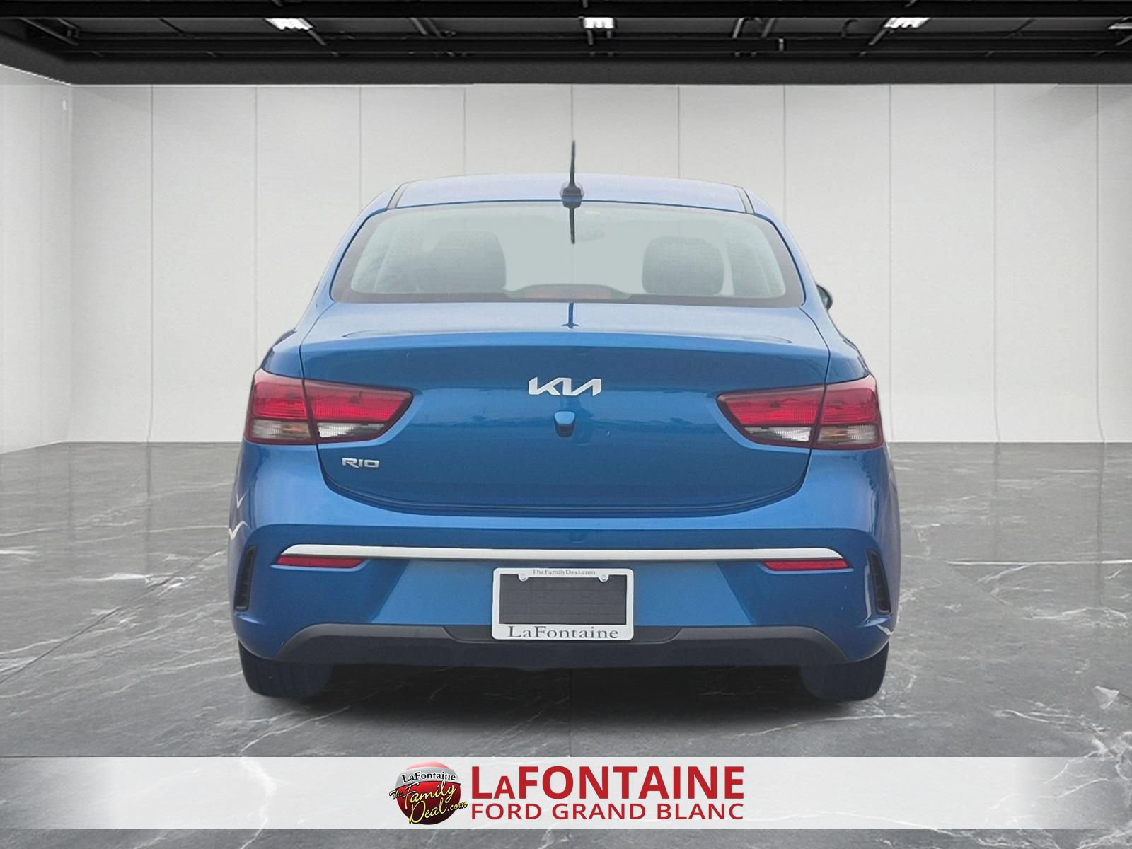 Used 2023 Kia Rio S w/ Technology Package FWD image 4