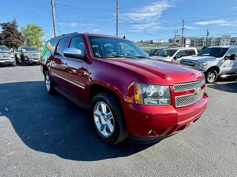 Used 2010 Chevrolet Suburban LTZ AWD/4WD image 7