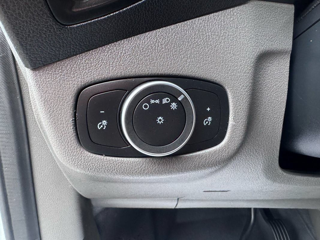 Used 2023 Ford Transit Connect XL FWD image 13