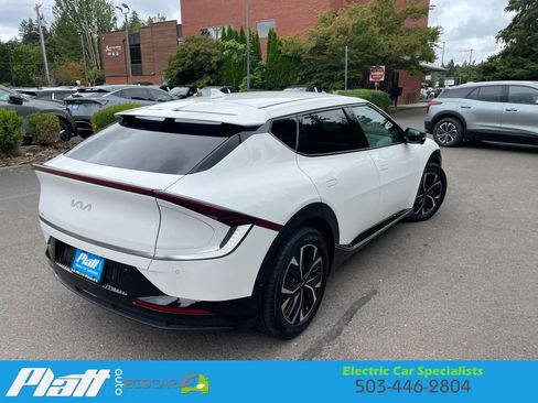 Used 2023 Kia EV6 Wind w/ Wind Technology Package AWD/4WD image 12