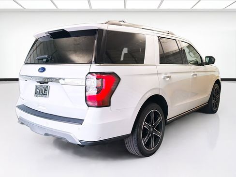 Used 2020 Ford Expedition Limited w/ Special Edition Package RWD image 4