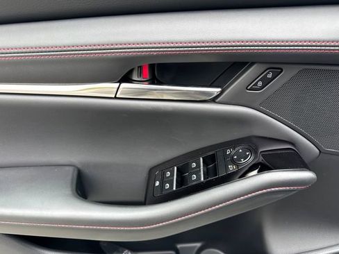 New 2025 MAZDA MAZDA3 Carbon image 11
