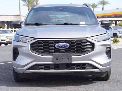 Used 2024 Ford Escape ST-Line image 5