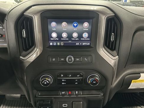 Used 2020 Chevrolet Silverado 1500 Custom w/ Custom Value Package AWD/4WD image 16