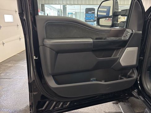 New 2026 Ford F250 Platinum image 21