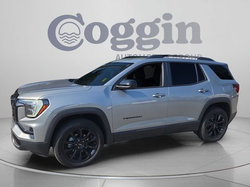 Certified 2026 GMC Terrain Elevation w/ Elevation Premium Package FWD image 1