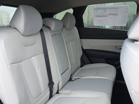 New 2026 Hyundai Tucson SEL image 8