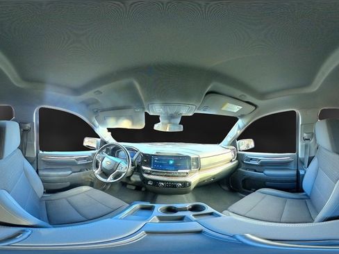 Used 2023 Chevrolet Silverado 1500 LT image 32