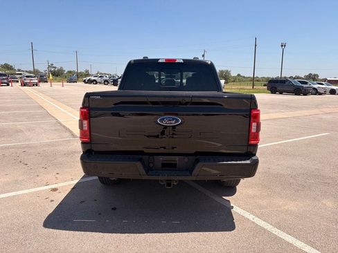 Used 2022 Ford F150 XLT w/ Equipment Group 302A High AWD/4WD image 4
