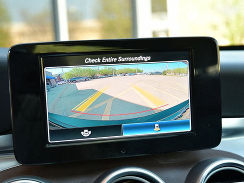 Used 2019 Mercedes-Benz C 300 4MATIC Sedan image 24