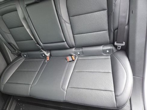 New 2026 Chevrolet Equinox LT w/ Convenience Package II image 28