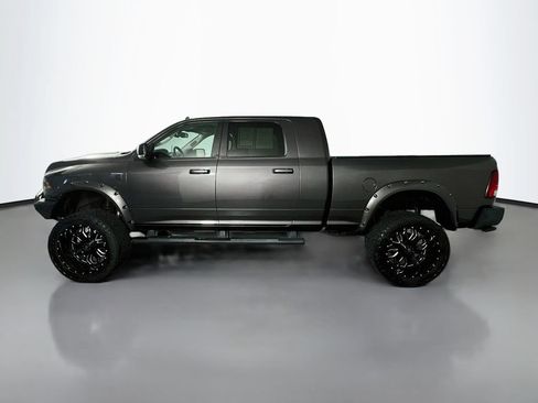 Used 2017 RAM 2500 Laramie w/ Sport Appearance Group AWD/4WD image 4